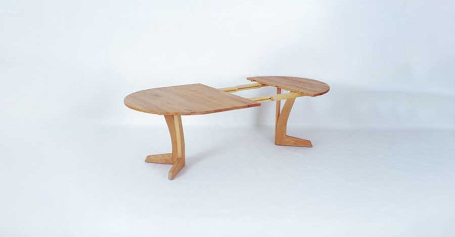 Tisch Julia oval und ausziehbar